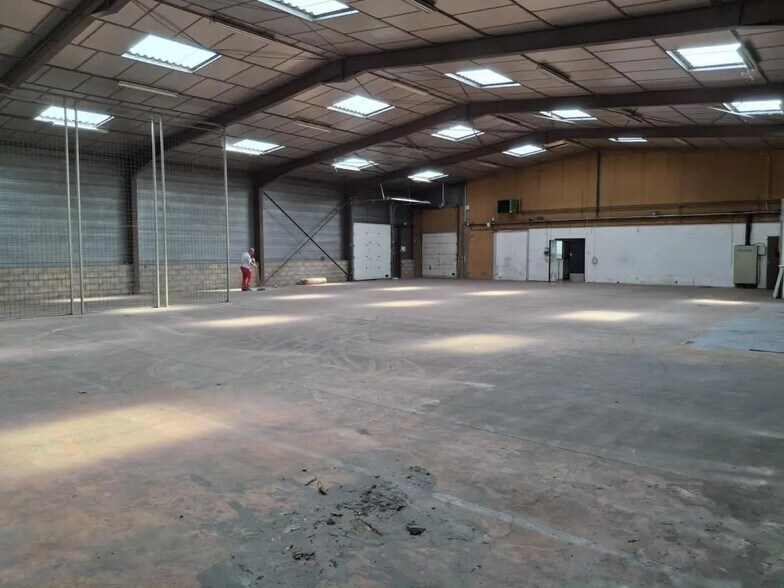 Flex en Chassieu en alquiler - Foto del edificio - Imagen 2 de 7