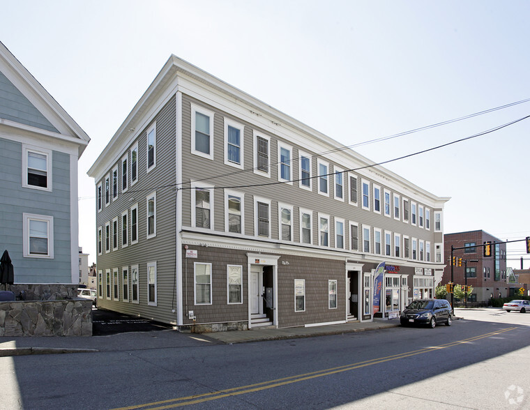 595 Broadway St, Lowell, MA en alquiler - Foto del edificio - Imagen 3 de 4