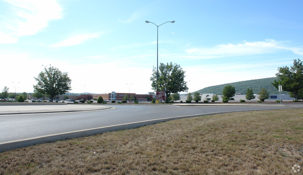 300 Lycoming Mall Cir, Muncy, PA en alquiler - Foto del edificio - Imagen 1 de 4