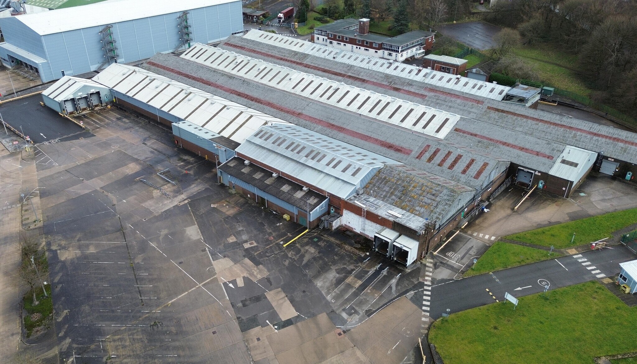 5 Woolley Bridge Rd, Glossop en alquiler Foto del edificio- Imagen 1 de 3