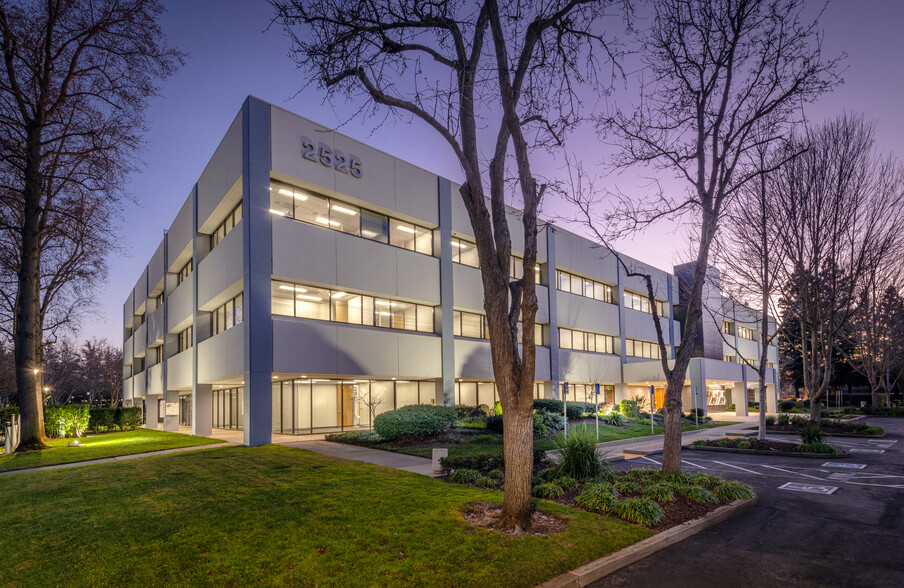 2525 Natomas Park Dr, Sacramento, CA en alquiler - Foto del edificio - Imagen 2 de 16