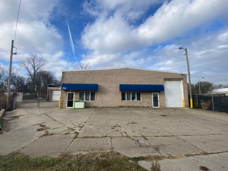 2511 S Main St, South Bend, IN en venta - Foto del edificio - Imagen 2 de 2