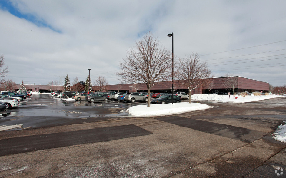 6500 Wedgewood Rd N, Maple Grove, MN en alquiler - Foto del edificio - Imagen 1 de 4