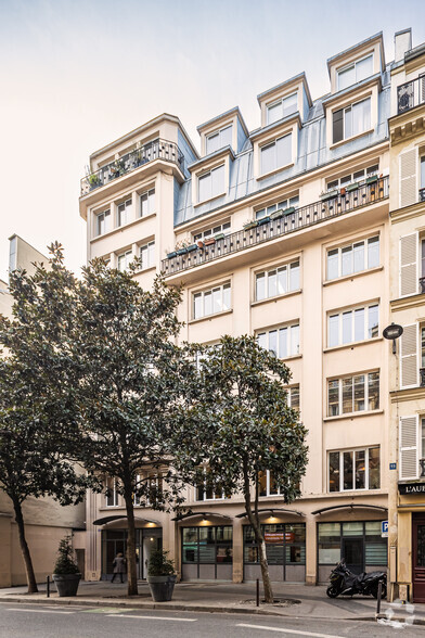 15 Rue De Chabrol, Paris en venta - Foto del edificio - Imagen 1 de 5