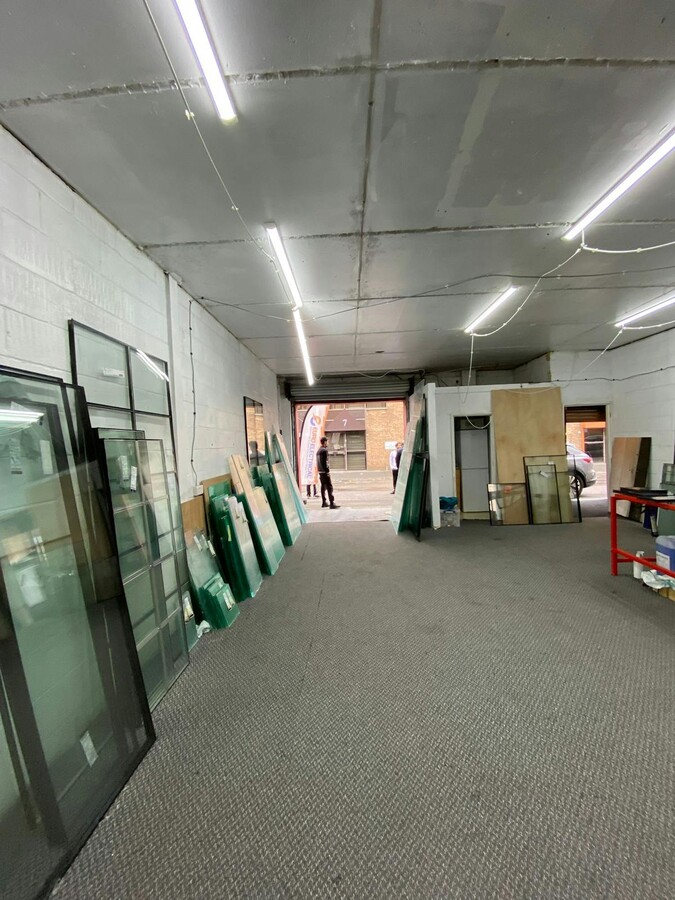 River Rd, Barking, LND IG11 0EA - Unidad 17 - - Foto del interior - Image 2 of 3