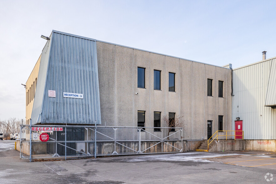 2177 23e Av, Lachine, QC en alquiler - Foto del edificio - Imagen 2 de 3