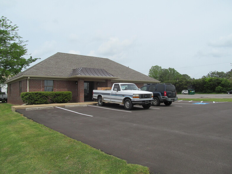 212 Goodman Rd E, Southaven, MS en alquiler - Foto del edificio - Imagen 2 de 9