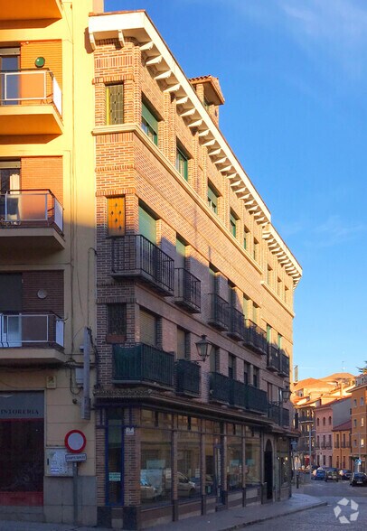 Local en Segovia, Segovia en alquiler - Foto del edificio - Imagen 2 de 2