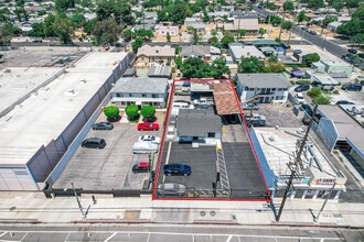 13449 Van Nuys Blvd, Pacoima, CA - VISTA AÉREA  vista de mapa - Image1