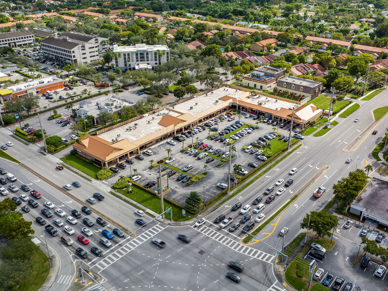 11600-11662 N Kendall Dr, Miami, FL en alquiler - Foto del edificio - Imagen 2 de 6