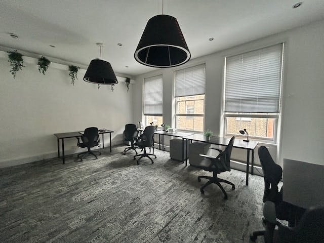 16 Carlisle St, London en venta - Foto del edificio - Imagen 2 de 8