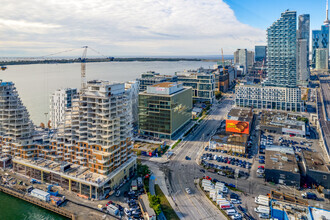 251 Queens Quay E, Toronto, ON - VISTA AÉREA  vista de mapa