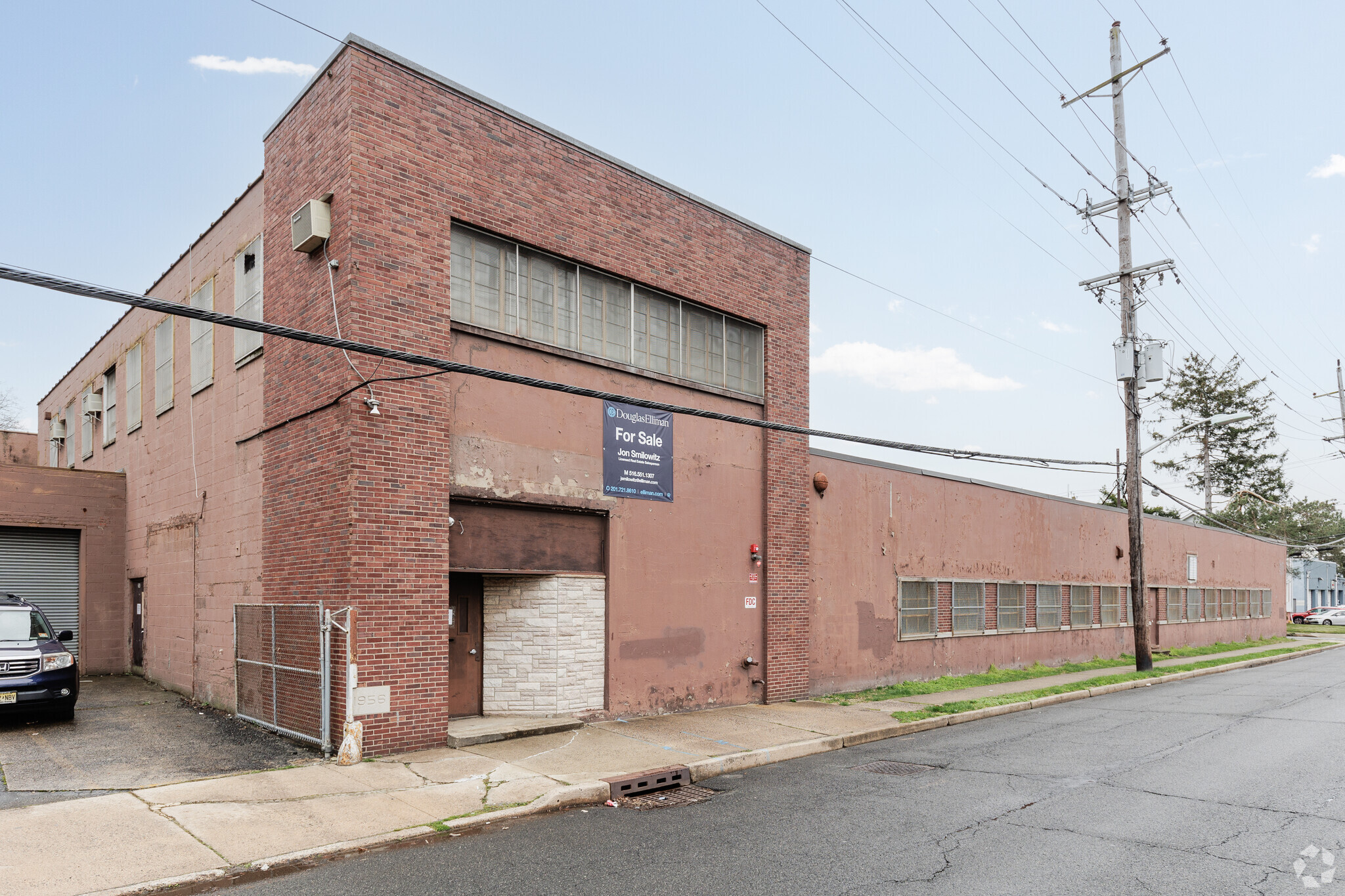 200-204 Railroad Ave, Hackensack, NJ en alquiler Foto del edificio- Imagen 1 de 6