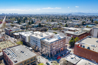 2410-2424 Telegraph Ave, Berkeley, CA en alquiler Vista aérea- Imagen 2 de 5