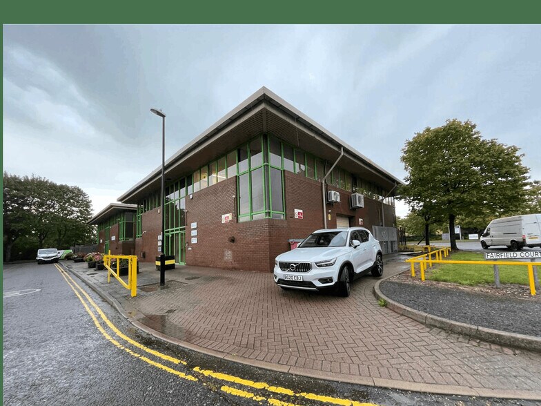 Fairfield Ct, Coventry en alquiler - Foto del edificio - Imagen 2 de 7