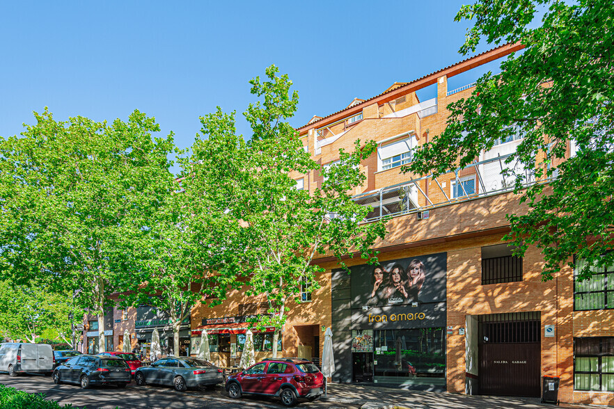 Calle De López De Aranda, 35, Madrid, Madrid en alquiler - Foto del edificio - Imagen 2 de 2