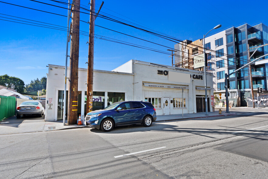 3601 Overland Ave, Los Angeles, CA en alquiler - Foto del edificio - Imagen 3 de 17