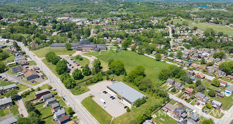 1830 Pennsylvania Ave, West Mifflin, PA en venta - Foto del edificio - Imagen 2 de 3