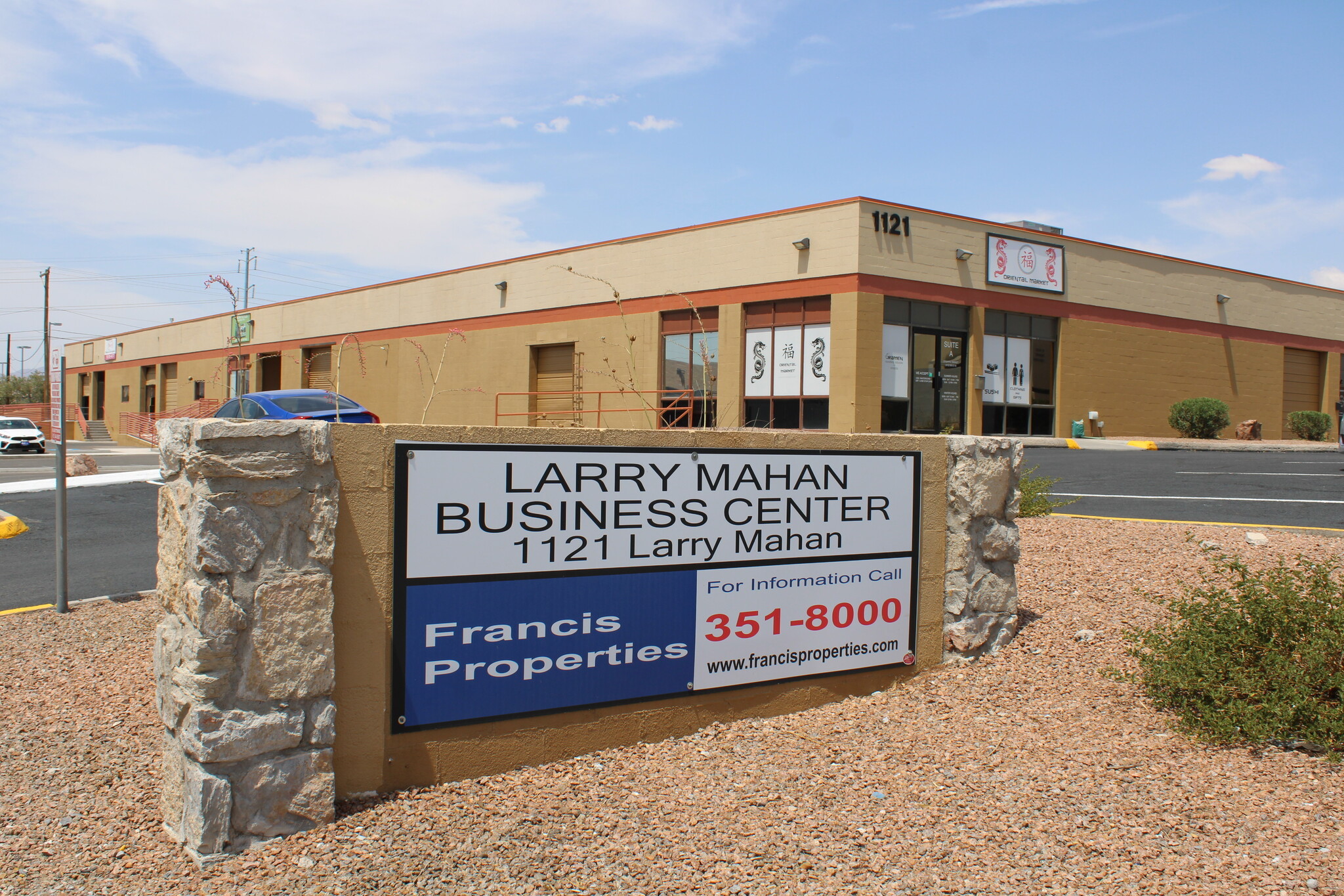 1121 Larry Mahan Dr, El Paso, TX en alquiler Foto del edificio- Imagen 1 de 6