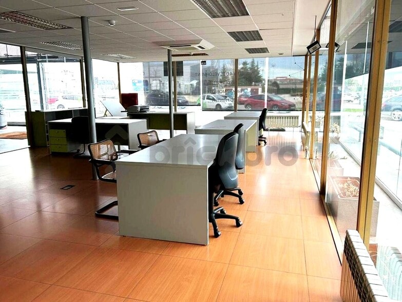 Nave en Aranguren, Navarre en venta - Foto del interior - Imagen 2 de 13