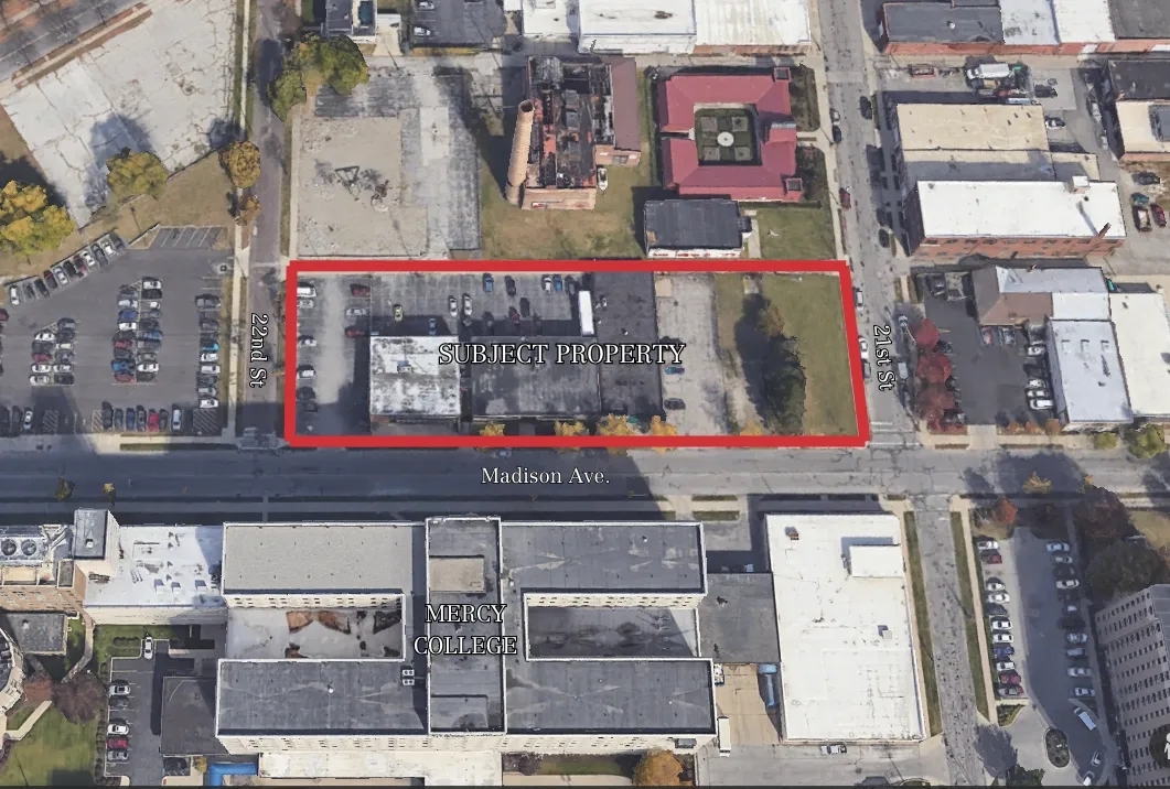 2100 Madison Ave, Toledo, OH en venta Vista aérea- Imagen 1 de 3