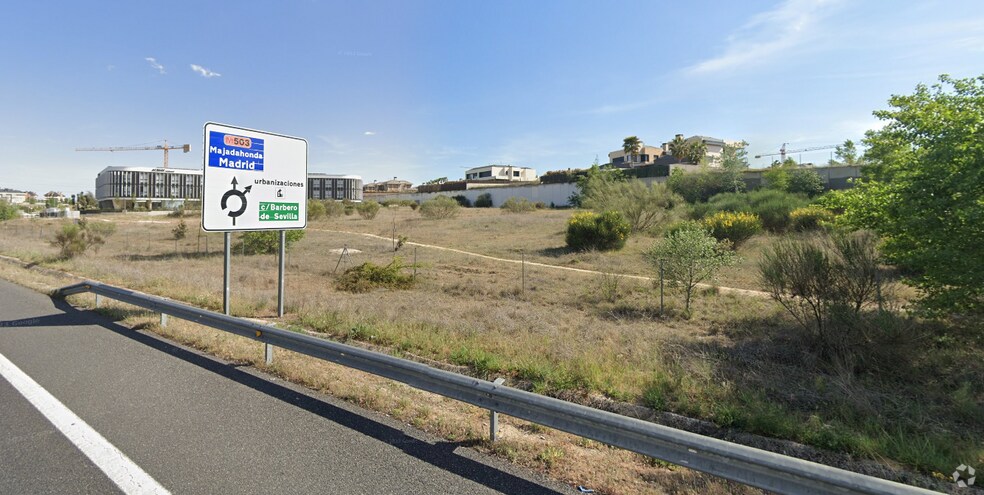 Calle Barbero de Sevilla el, 11, Majadahonda, Madrid en venta - Foto del interior - Imagen 2 de 4