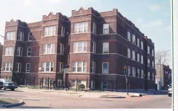 950 N Lavergne Ave, Chicago, IL en venta - Foto principal - Imagen 1 de 3