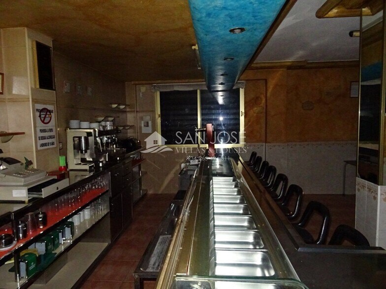 Local en Aspe en alquiler - Foto del edificio - Imagen 2 de 10