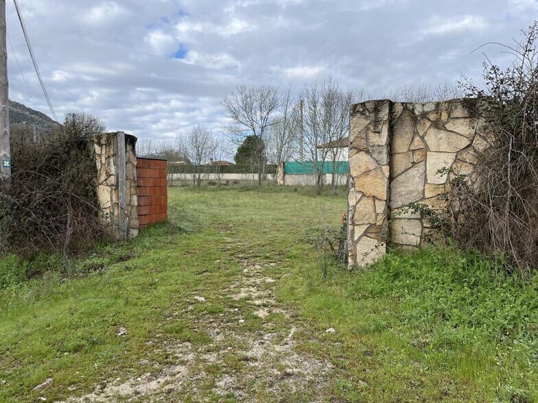 Camino de Umbrias Urb Prado Concejo, 14, Navaluenga, Ávila en venta - Foto principal - Imagen 1 de 31