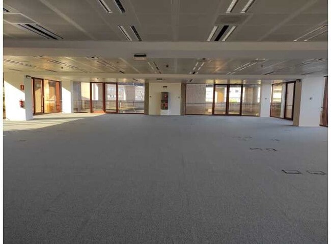Más detalles de Oficina en alquiler