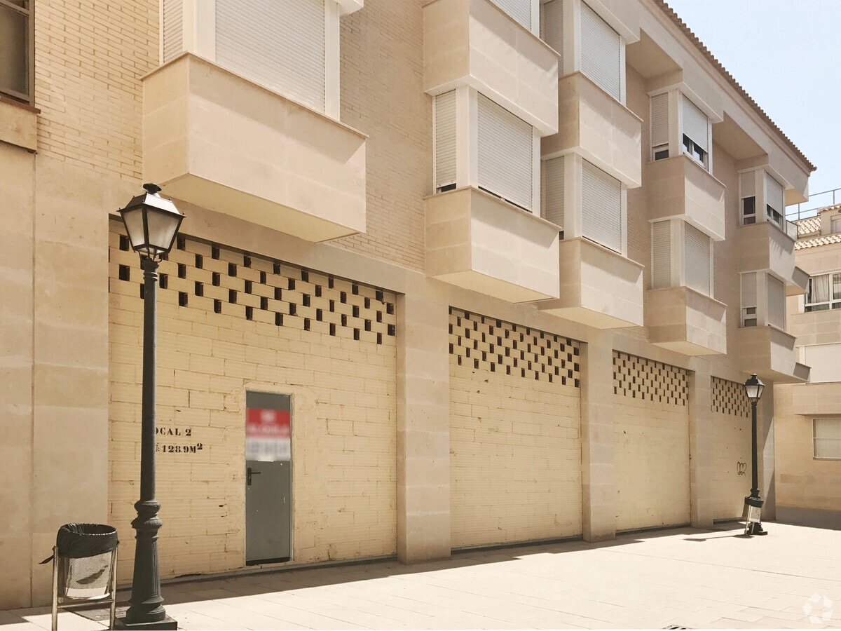 Avenida Fuenlabrada, 79, Leganés, MAD 28912 -  -  - Foto del interior - Image 2 of 3