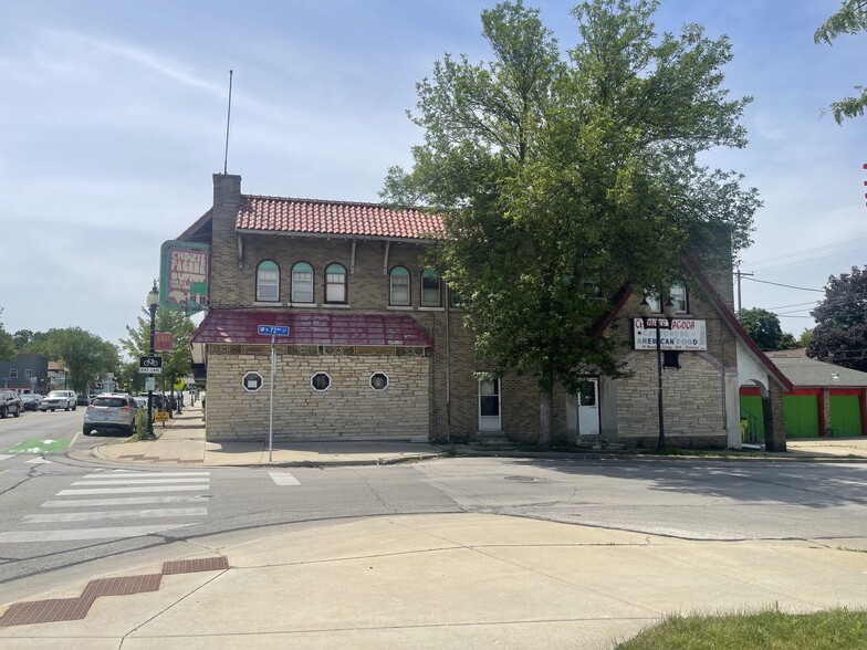 7200 W North Ave, Wauwatosa, WI en alquiler - Foto del edificio - Imagen 2 de 2