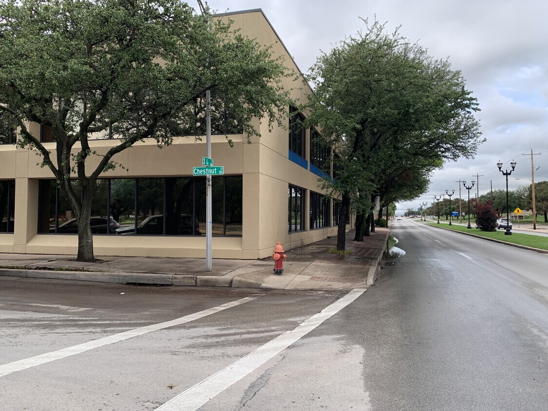 100 Chestnut St, Abilene, TX en alquiler Foto del edificio- Imagen 1 de 10