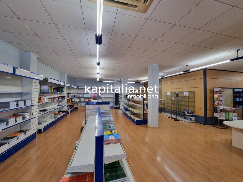 Local en Ontinyent, Valencia en alquiler - Foto del edificio - Imagen 2 de 4