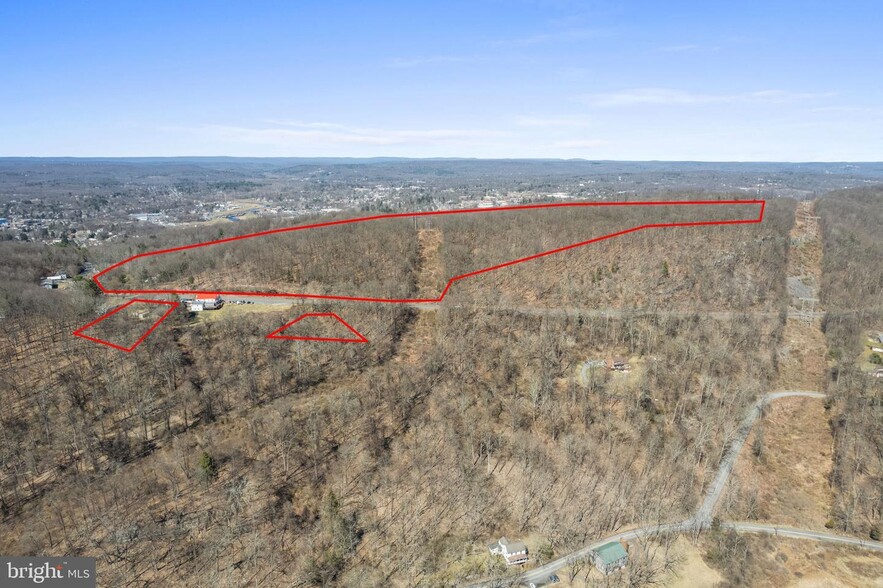 3154 Godfrey Ridge Dr, Stroudsburg, PA en venta - Foto del edificio - Imagen 3 de 7