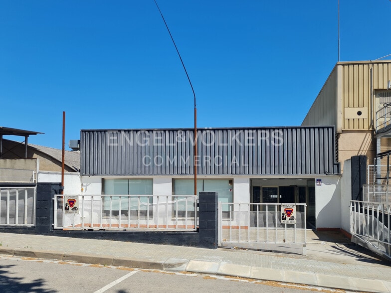 Nave en Les Franqueses del Vallès, Barcelona en venta - Foto del edificio - Imagen 2 de 27