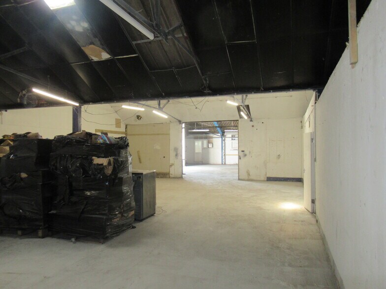 299 Gander Green Ln, Sutton en venta - Foto del interior - Imagen 3 de 4