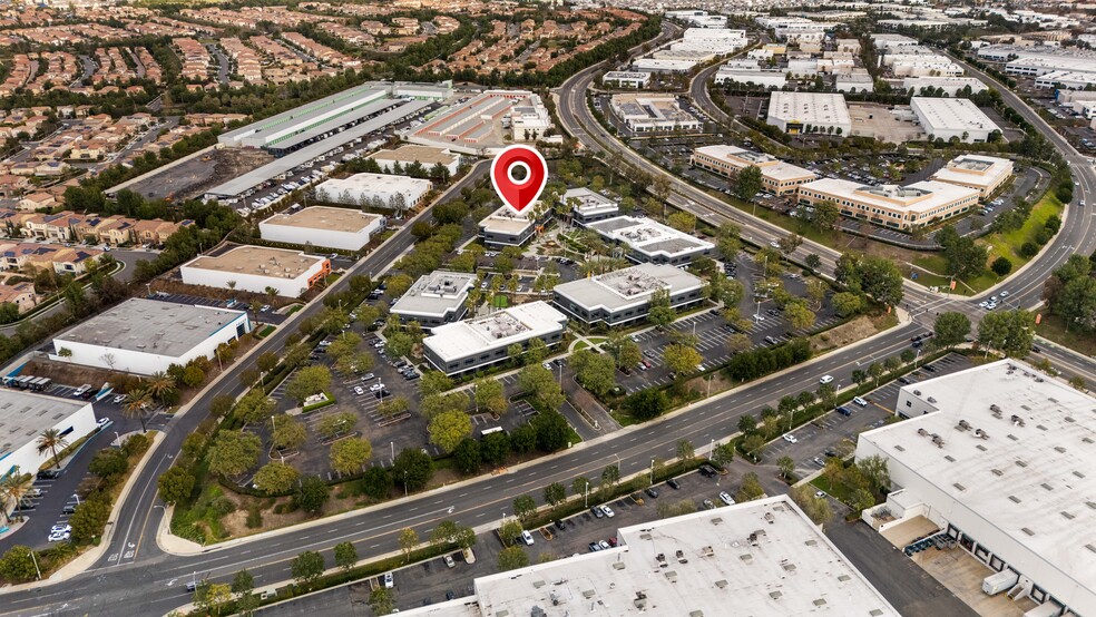 25391 Commercentre Dr, Lake Forest, CA en venta - Foto del edificio - Imagen 2 de 15