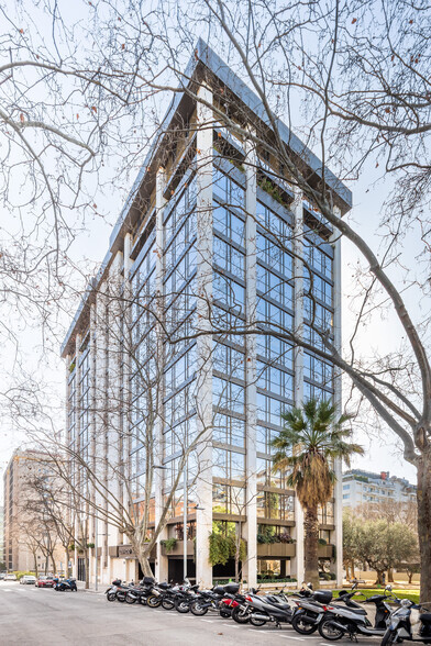 Carrer de Pedro I Pons, 9, Barcelona, Barcelona en venta - Foto del edificio - Imagen 1 de 11