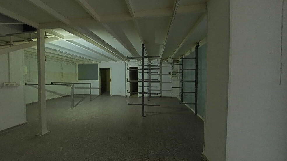 Local en Elda en venta - Foto del edificio - Imagen 2 de 32