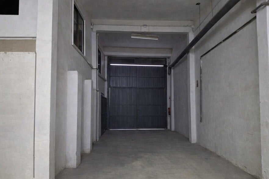 Nave en Quart de Poblet en venta - Foto del edificio - Imagen 2 de 12
