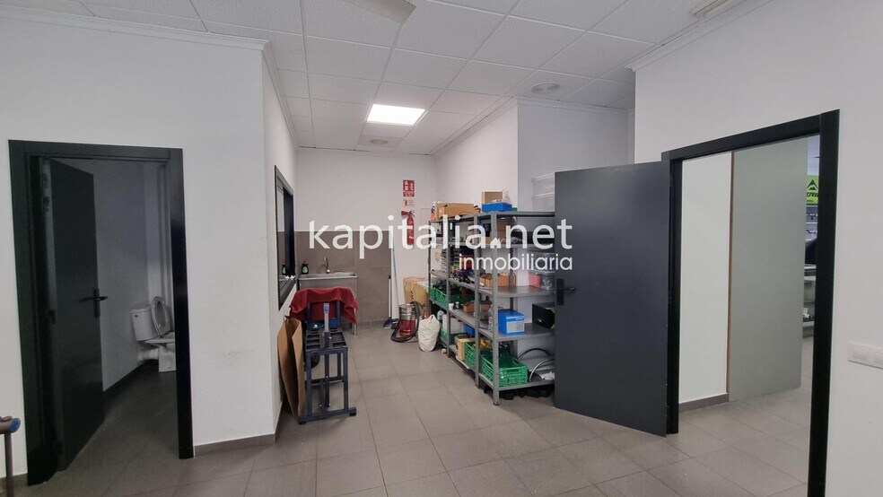 Local en Ontinyent, Valencia en alquiler - Foto del edificio - Imagen 2 de 4