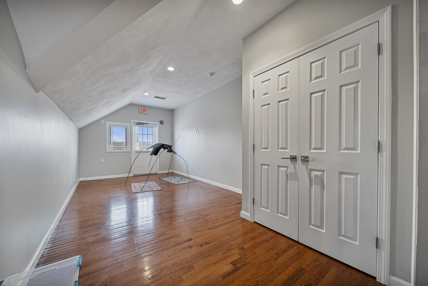 91 Plaistow Rd, Plaistow, NH en venta - Foto del interior - Imagen 3 de 47