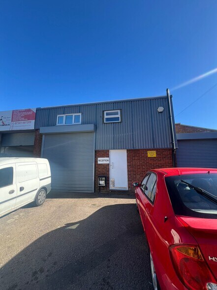 34 College St, Kempston en venta - Foto del edificio - Imagen 1 de 4