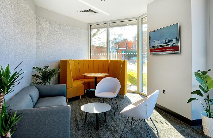 87 Castle St, Reading en alquiler - Foto del edificio - Imagen 3 de 6