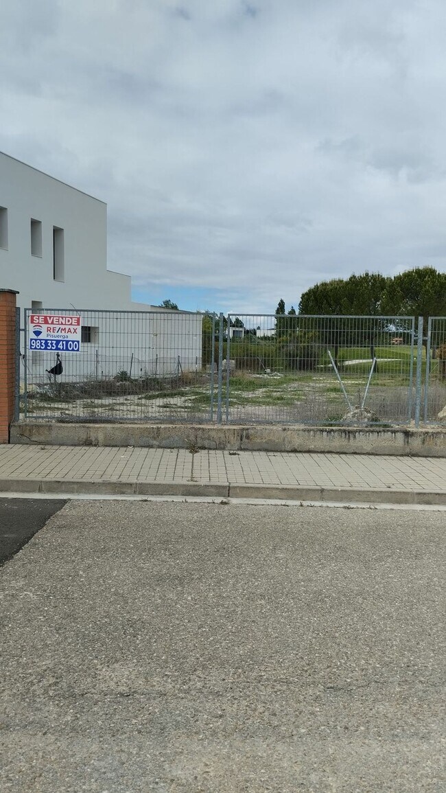 Más detalles de Calle de las Médulas, 32, Aldeamayor de San Martín - Terreno en venta