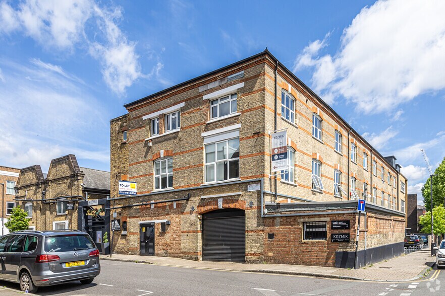 9-15 Elthorne Rd, London en alquiler - Foto del edificio - Imagen 2 de 13