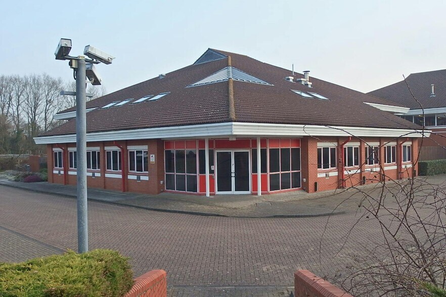 Crockford Ln, Chineham en alquiler - Foto del edificio - Imagen 3 de 4