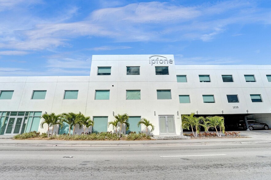 1005 NE 125th St, North Miami, FL en alquiler - Foto del edificio - Imagen 3 de 15