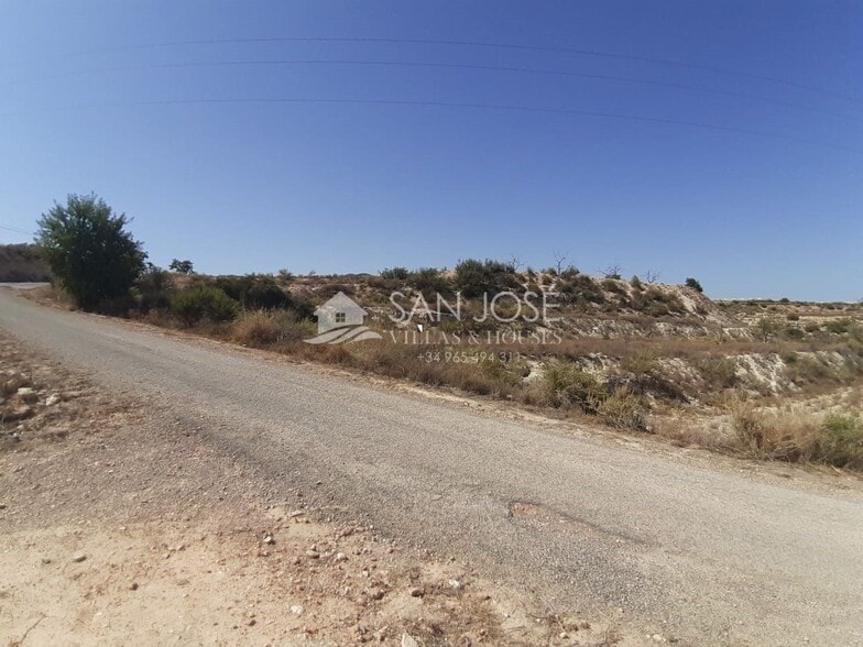 Terreno en Novelda, Alicante en venta - Foto principal - Imagen 1 de 11